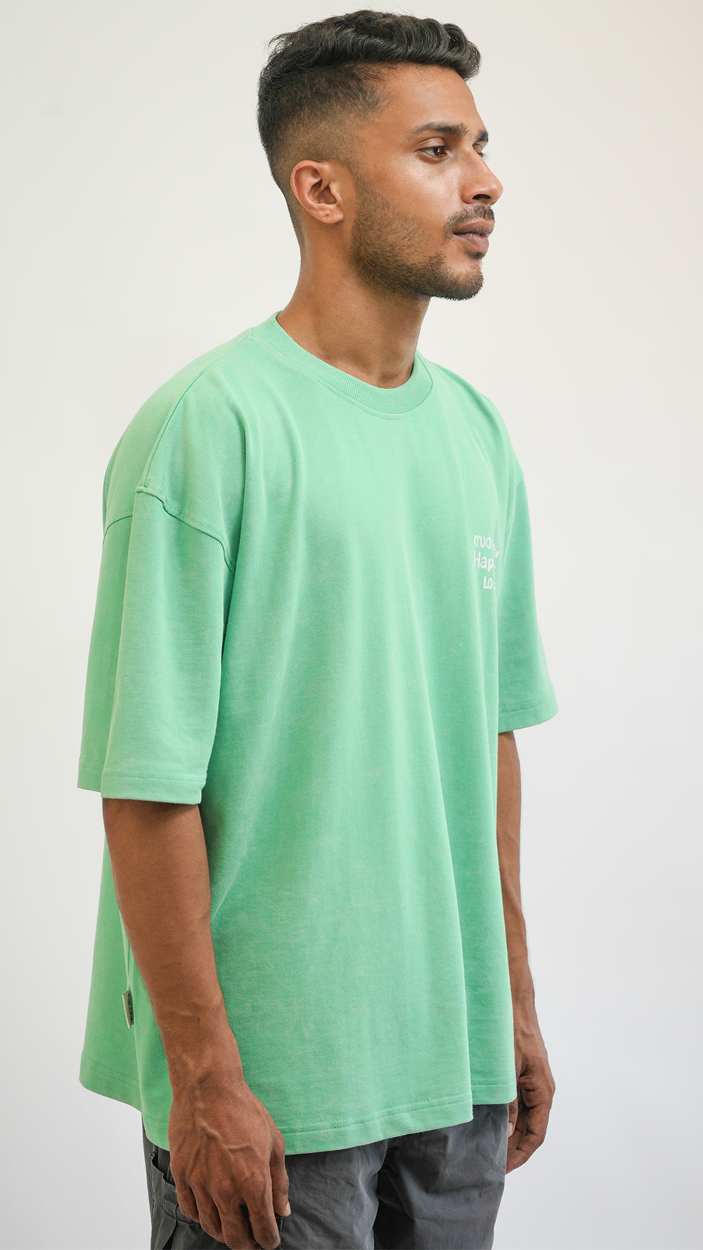 Happiness Amplified - Mantis Velvet