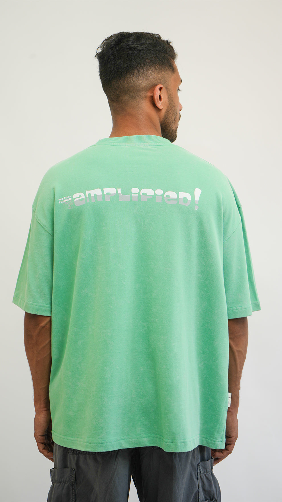 Happiness Amplified - Mantis Velvet