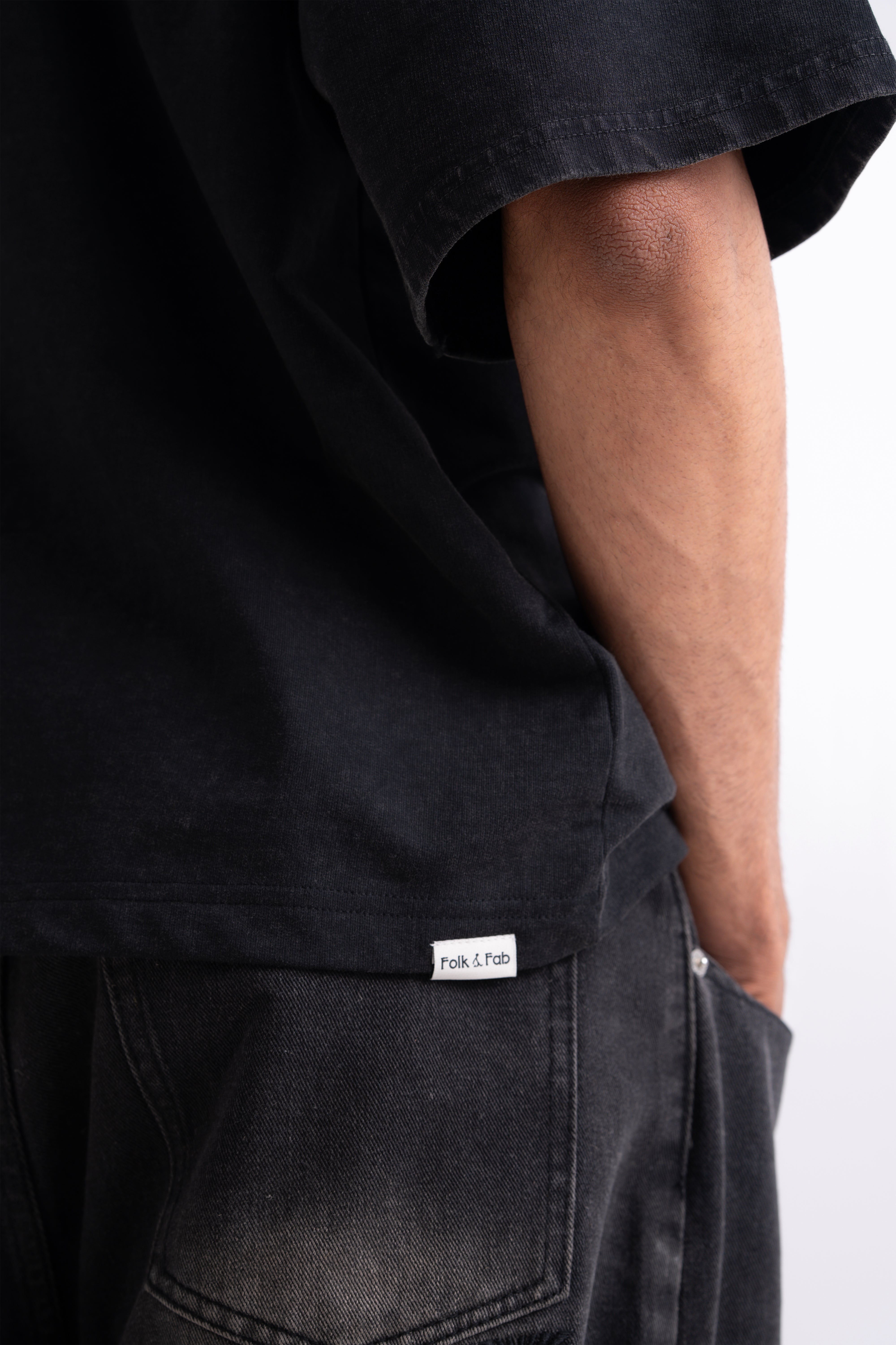 Happiness Amplified - Noir Dusk