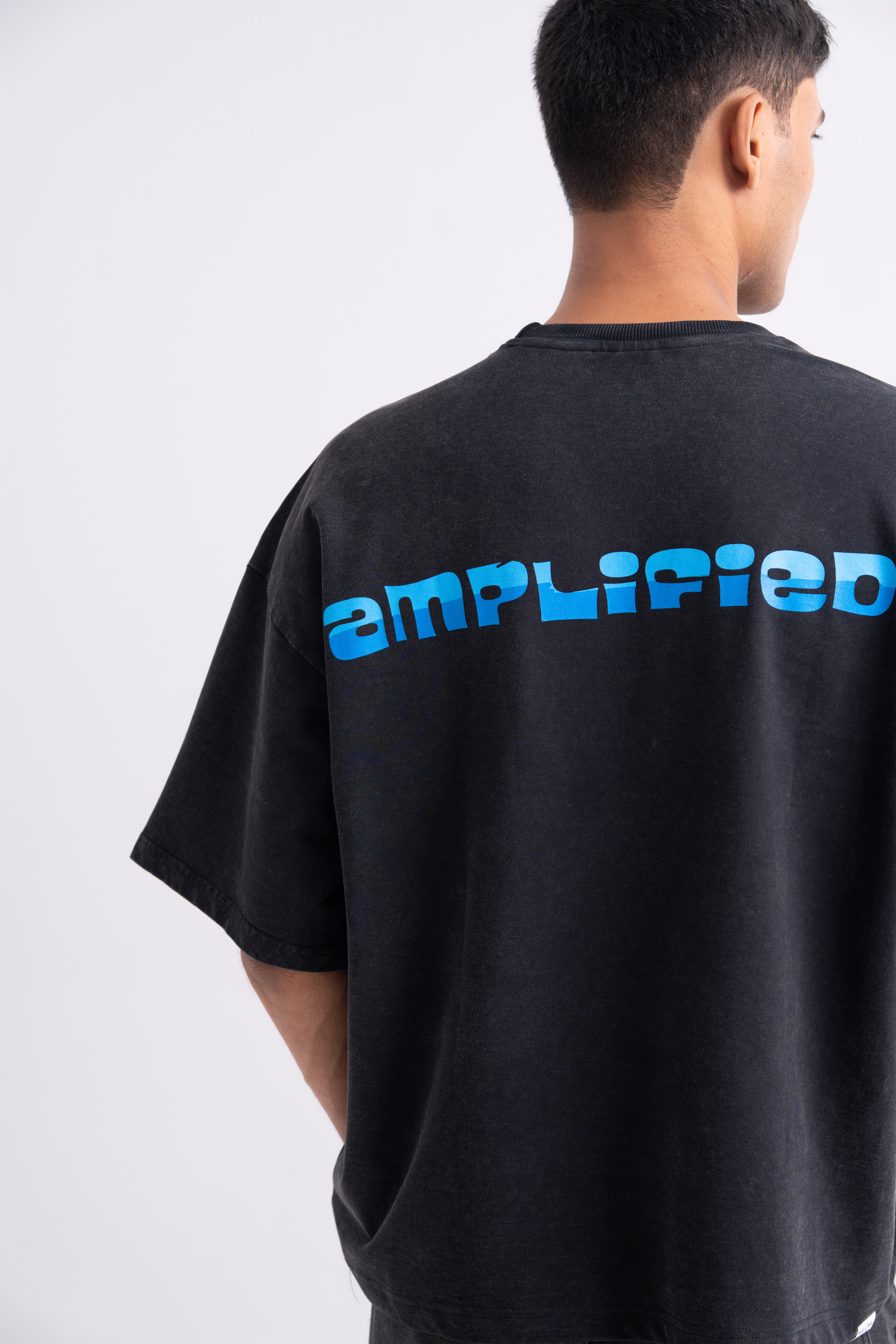 Happiness Amplified - Noir Dusk