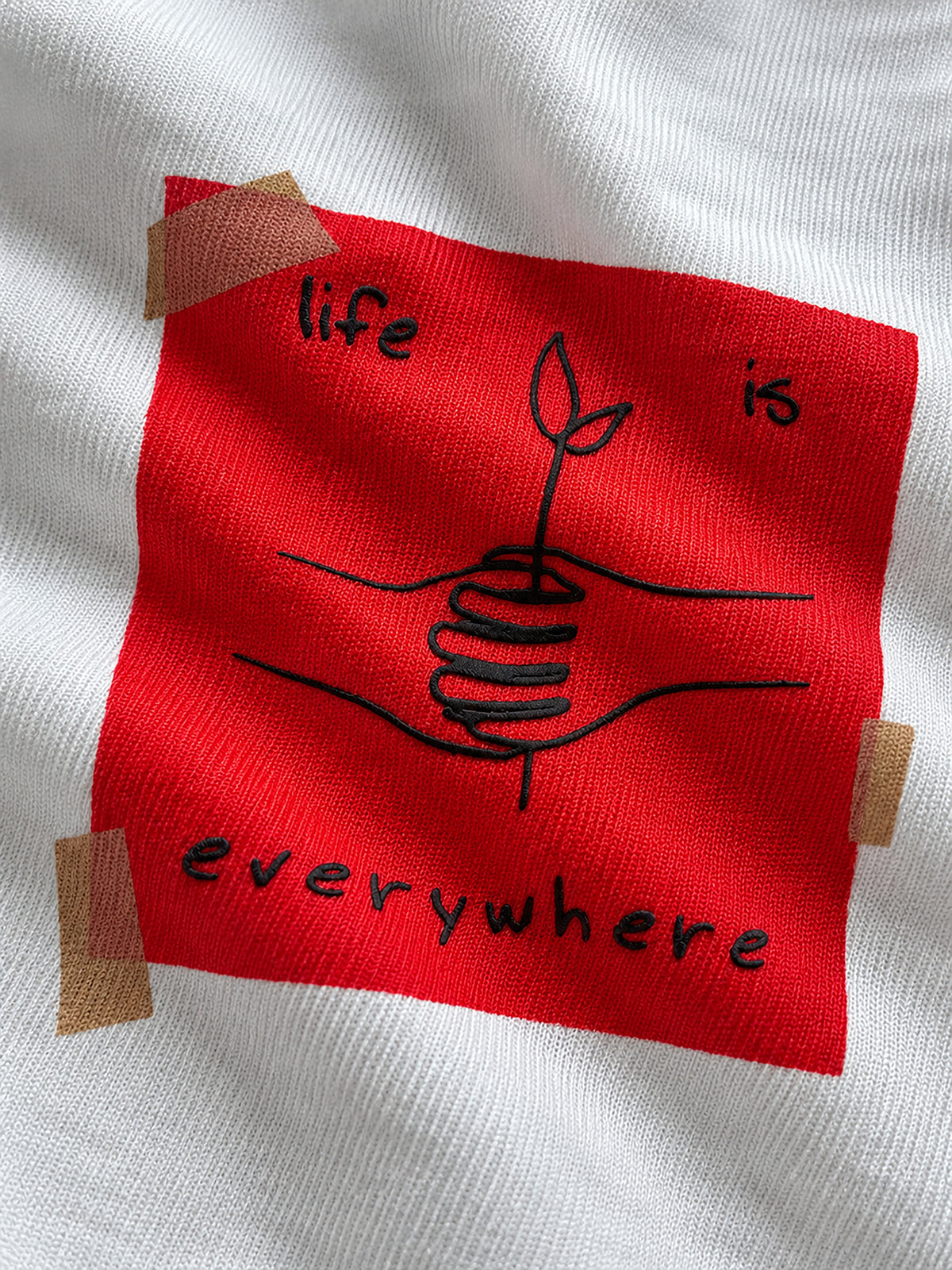 Life Is Everywhere - Oversized