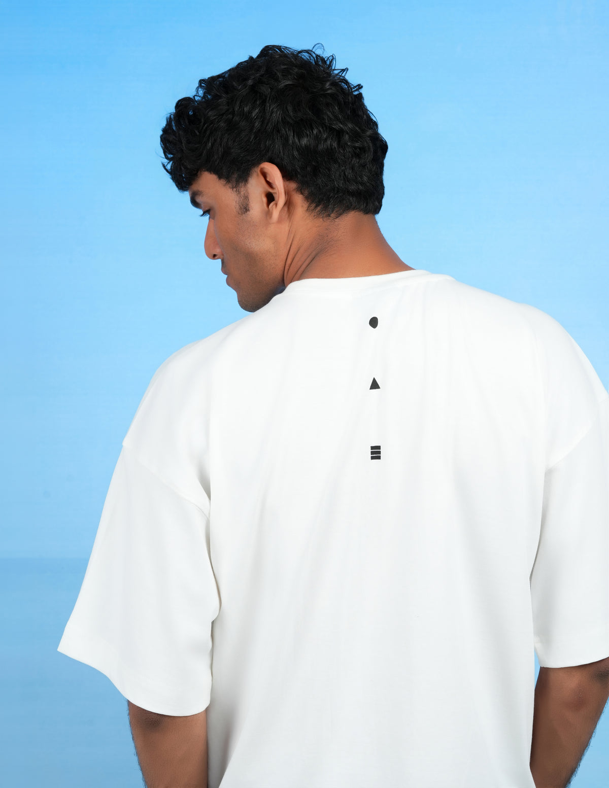 Life Is Everywhere - Oversized