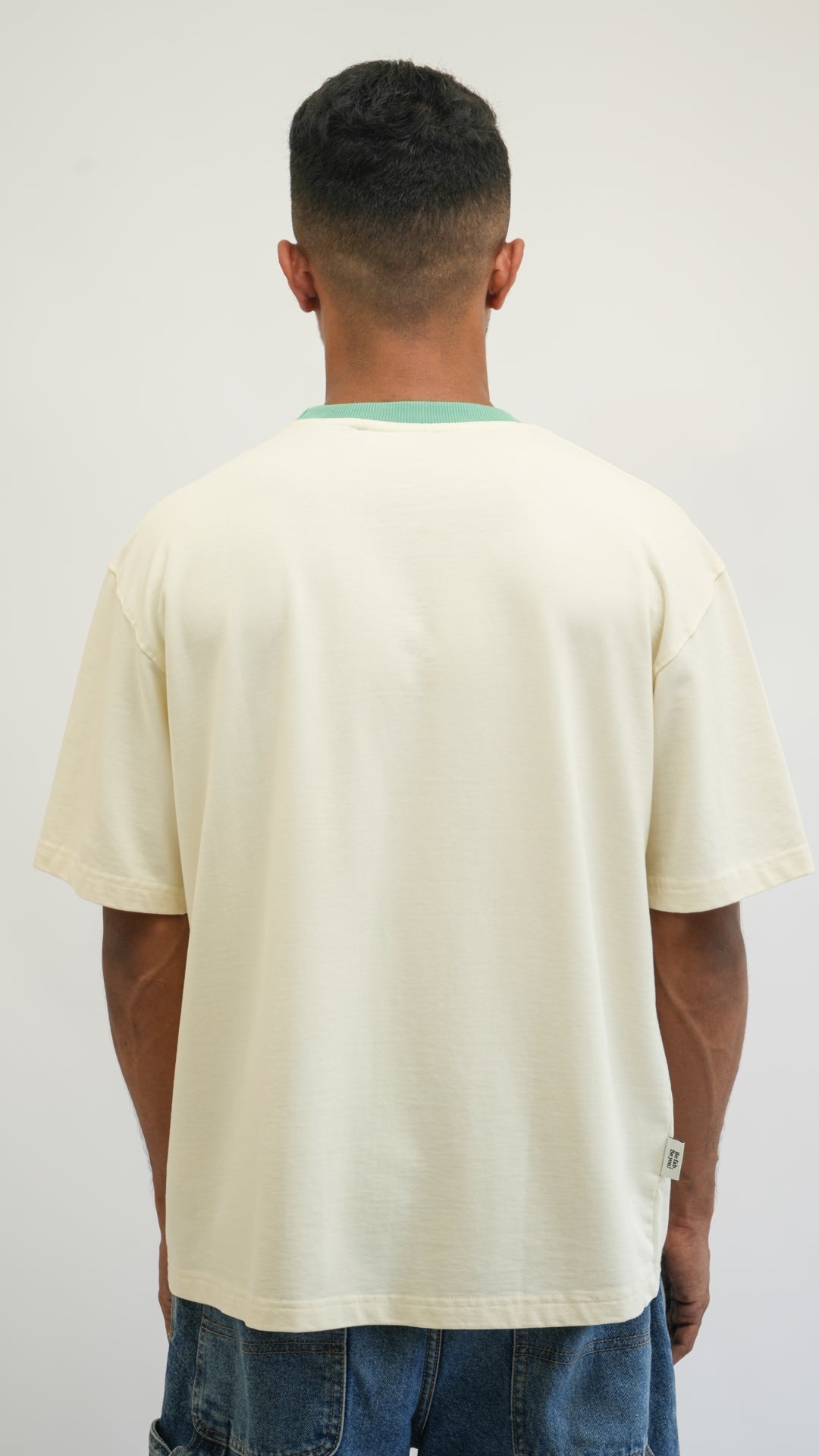 Embrace - Ivory & Mantis