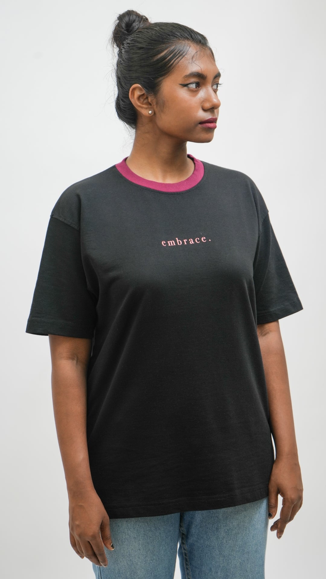 Embrace - Noir & Berry